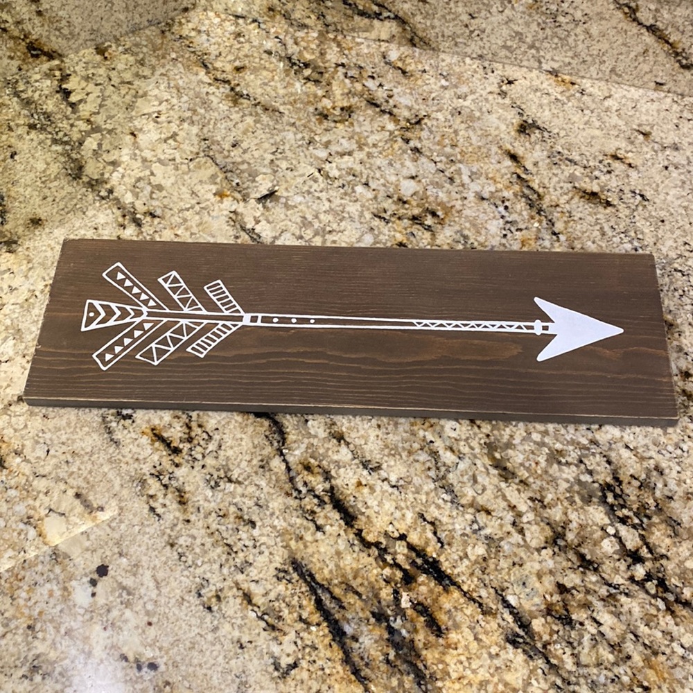 NWT Arrow Sign